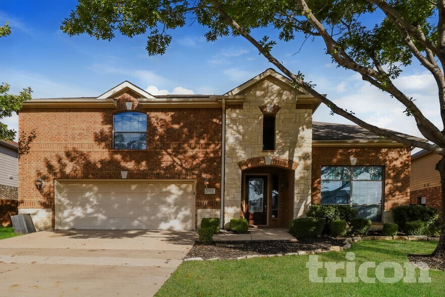 Primary Photo - 2712 Columbus