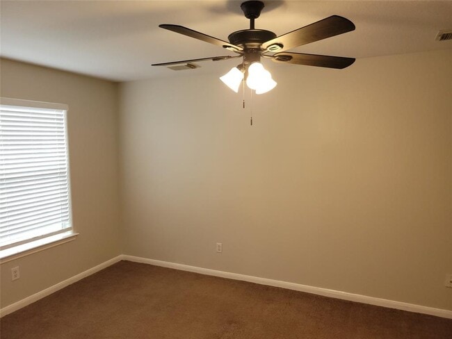 Building Photo - 11815 E Galwan Cir