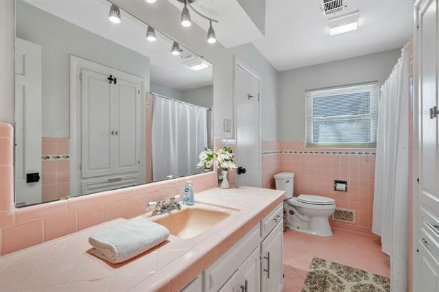 Building Photo - 1227 Cherrywood Dr