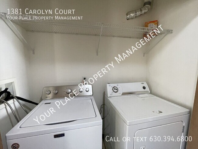 Building Photo - 1381 Carolyn Ct