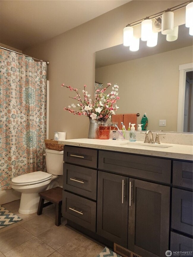 Building Photo - Newer Construction Home