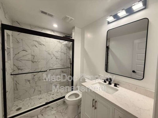 Building Photo - 10402 Laurel Ridge Way