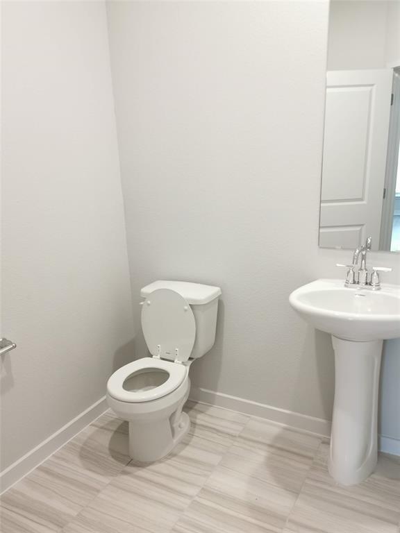 Building Photo - 605 W South St