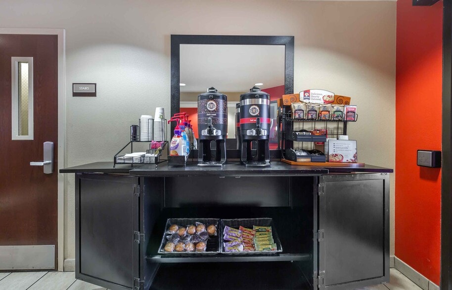 Building Photo - Furnished Studio-Washington, D.C. - Springfield