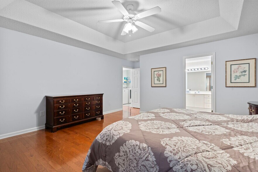 Building Photo - 5077 Capulet Cir
