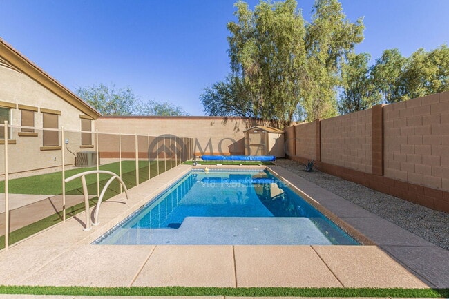 Building Photo - 42281 W Ramirez Dr