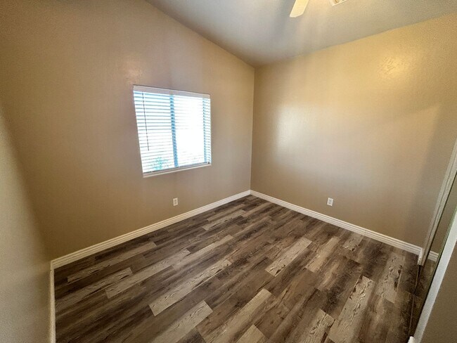Building Photo - 5777 S Jacaranda Rd