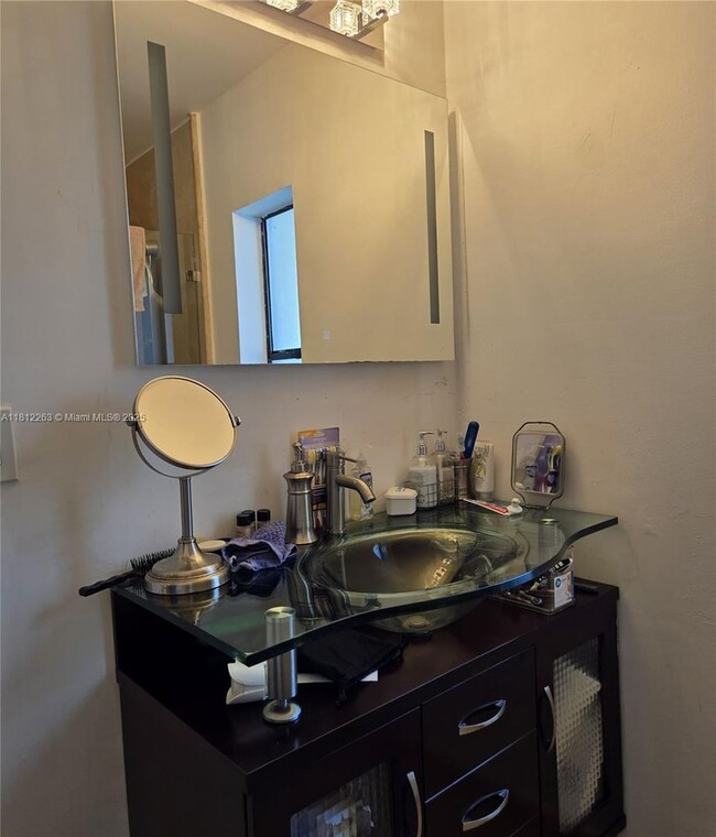 Building Photo - 10625 SW 127th Pl