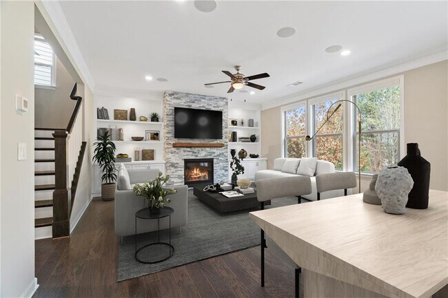 Building Photo - 123 Marlow Dr