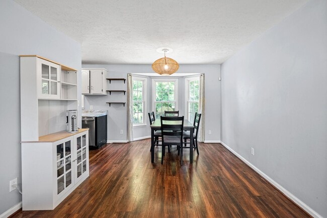 Building Photo - 750 Carmack Ct