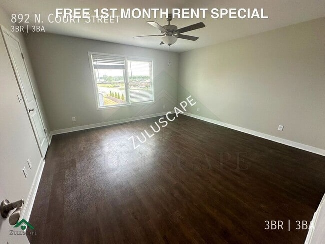 Building Photo - 892 N Court St