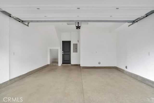 Building Photo - 10832 W Riverton Ct