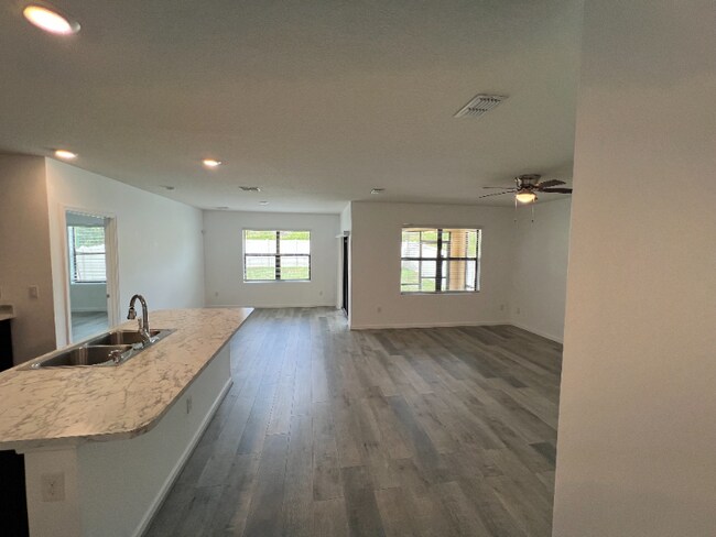Building Photo - 6598 Marble Rd