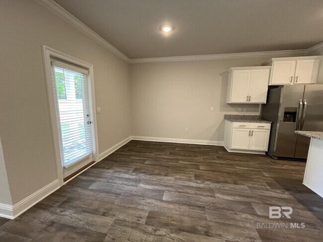 Building Photo - 14836 Dayton Cir