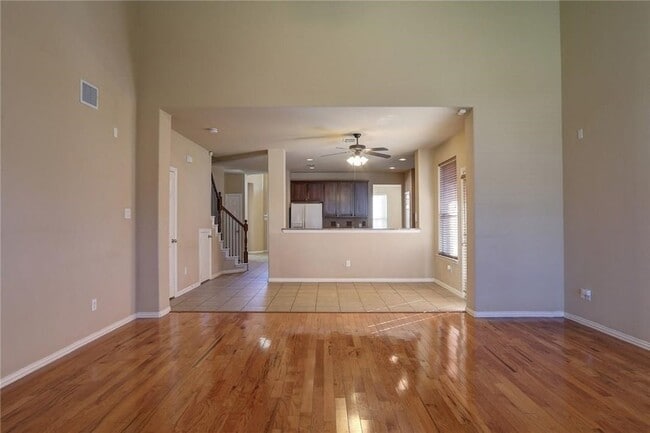 Building Photo - 13393 Mondovi Dr