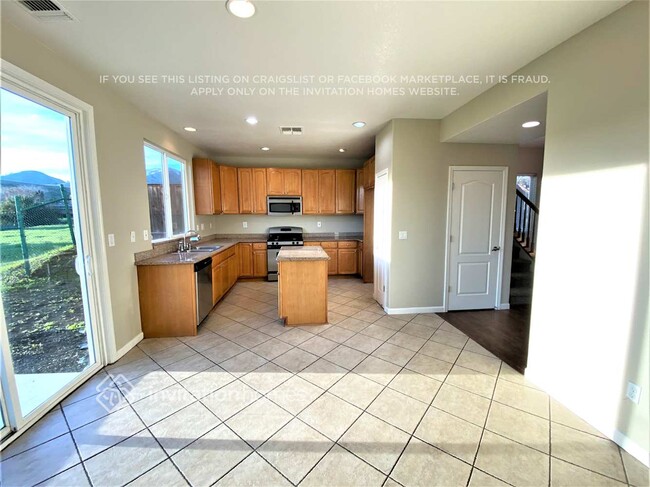 Building Photo - 3999 Moller Ranch Way