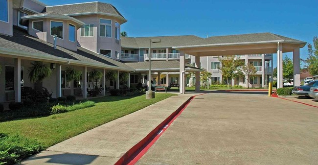 Building Photo - Asher Point Independent Living of Texarkana
