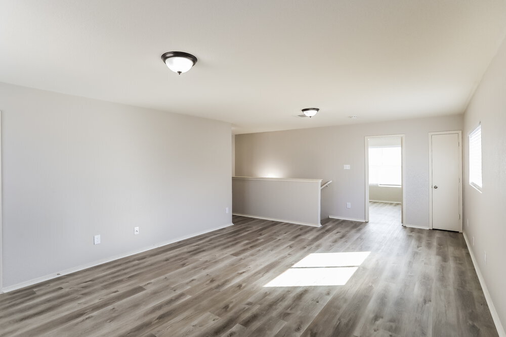 Building Photo - 549 Crystal Springs Dr