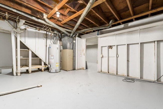 Building Photo - 1726 E Blake Ave