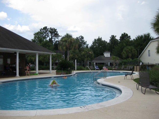 Building Photo - 4434 Gearhart Rd