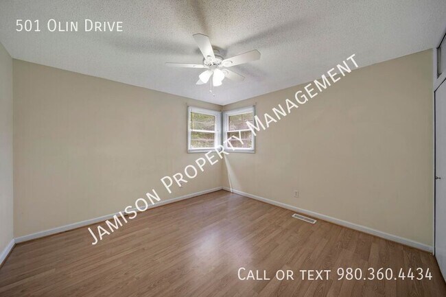 Building Photo - 501 Olin Dr