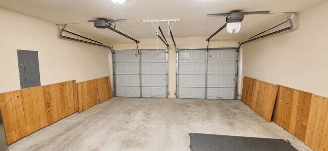 Building Photo - 29122 Foxingham Cir