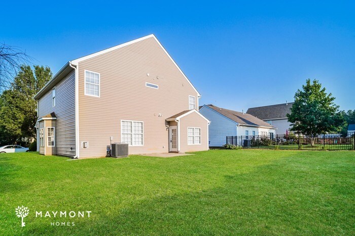 Building Photo - 404 Vineyard Ln