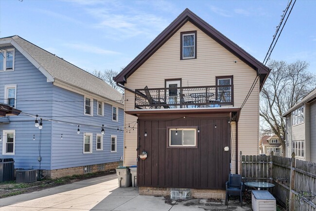 Building Photo - 1830 N 56th St