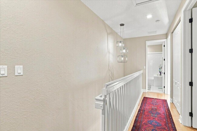 Building Photo - 701 SW 147th Ave