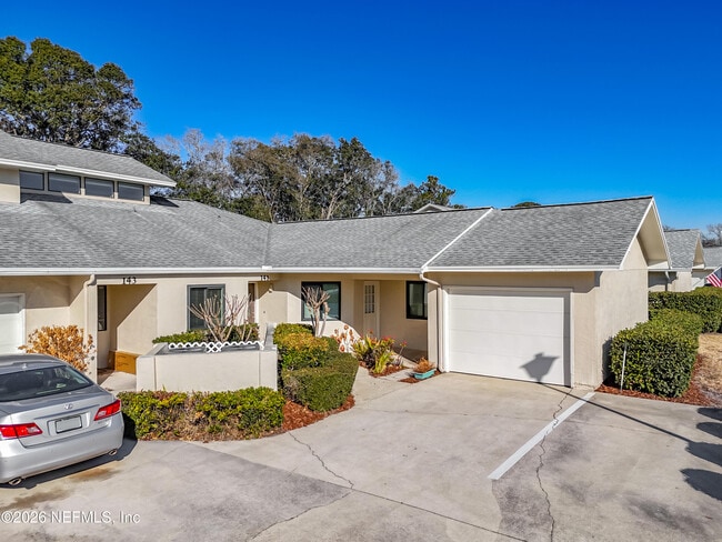 Building Photo - 141 La Pasada Cir W