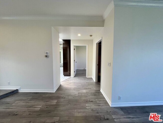 Building Photo - 13431 Java Dr