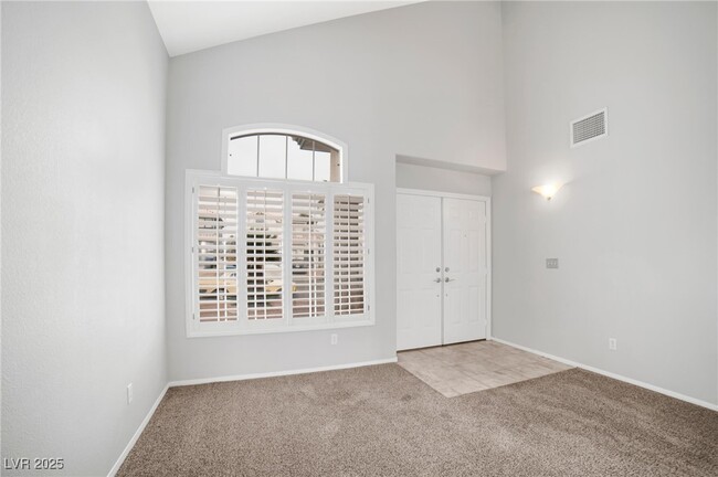 Building Photo - 8133 Kentshire Dr
