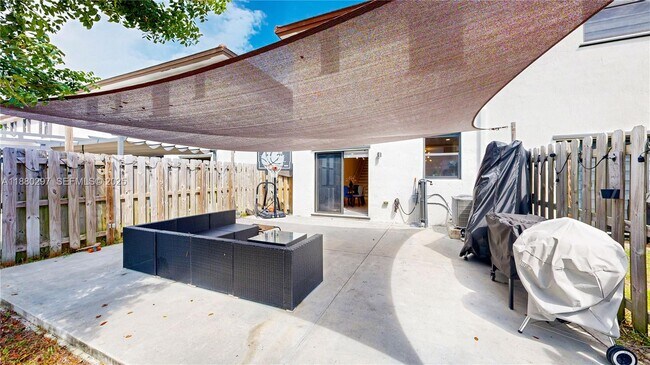 Building Photo - 24902 SW 107th Ave