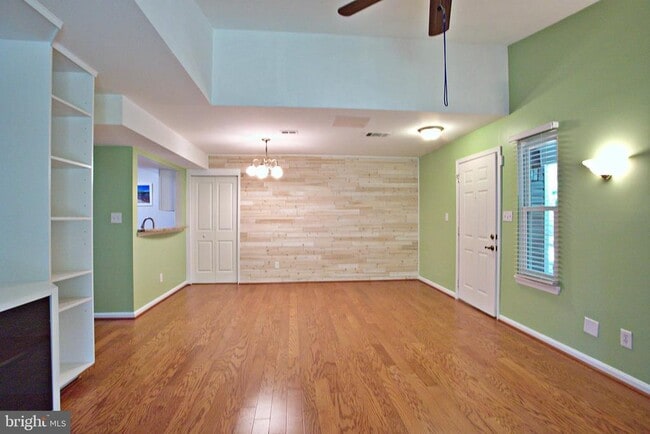 Building Photo - 13573 Orchard Dr
