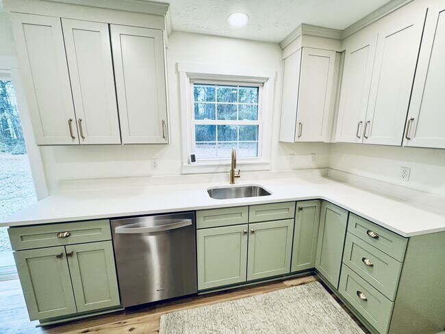 Building Photo - 2689 Fowler School Rd