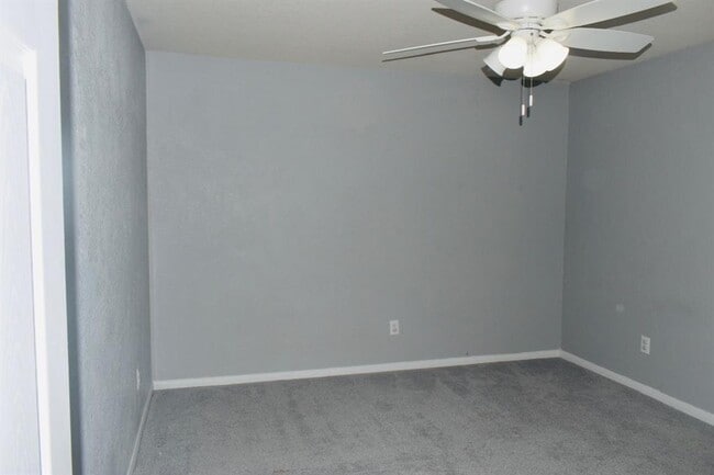 Building Photo - 28923 Birch Green Way