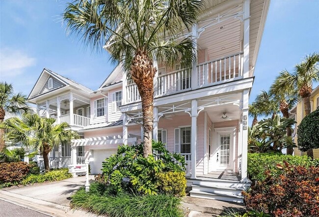 Building Photo - 924 Hemingway Cir