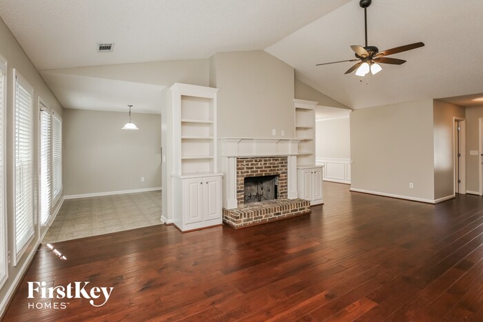 Building Photo - 1514 Blakewood Trail