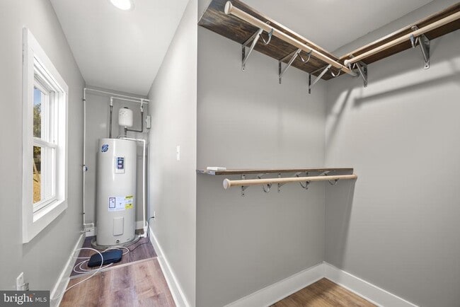 Building Photo - 11003 Bowerman Rd