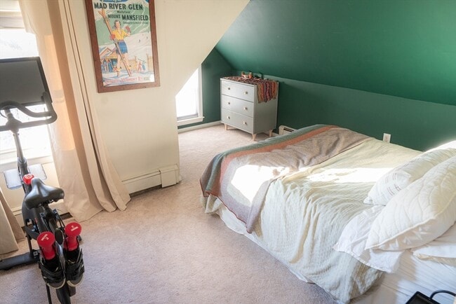 Building Photo - 4 Tyndale St