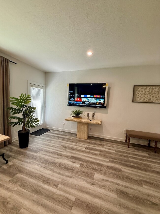 Building Photo - 12308 Greenwood Gate Dr