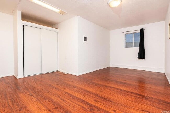 Building Photo - 1568 Primera St