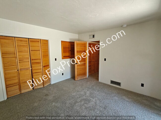 Building Photo - 5867 E Paseo Cimarron