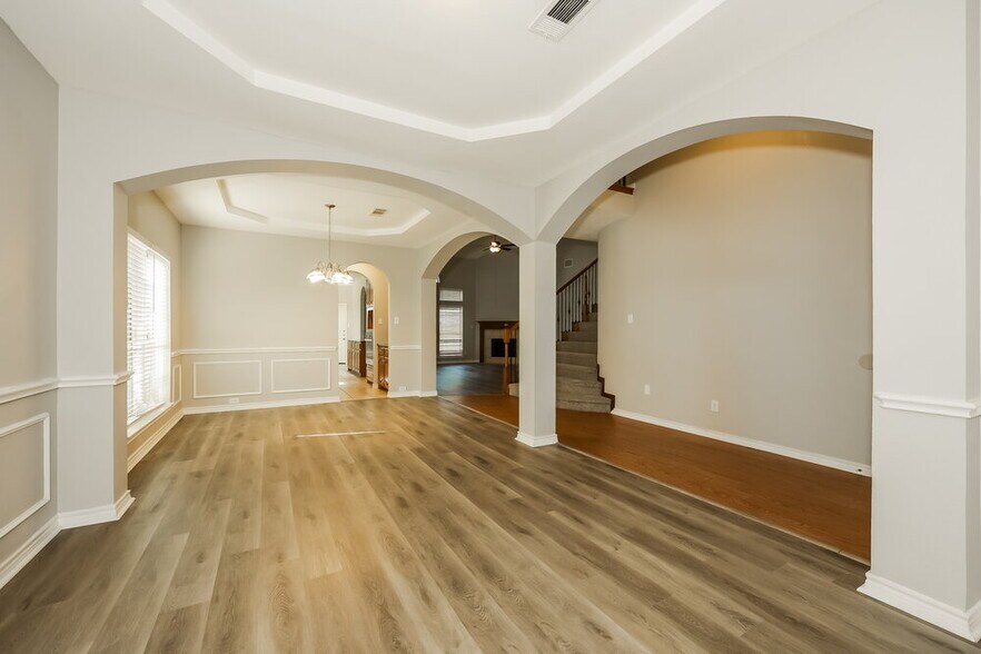 Building Photo - 301 Cold Water Dr