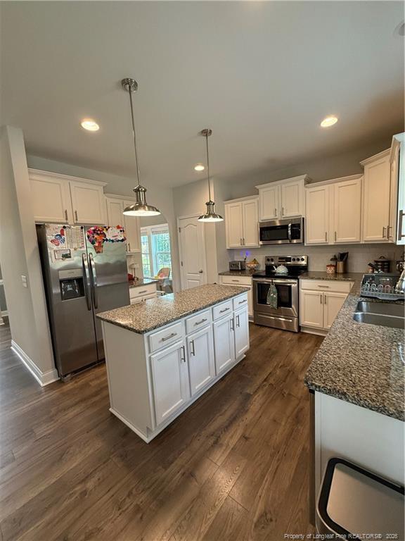 Building Photo - 195 Kensington Dr