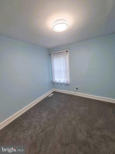 Building Photo - Freshly updated 3-bedroom, 1-bath home in Germantown