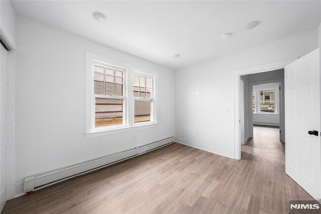 Building Photo - 7420 4th Ave