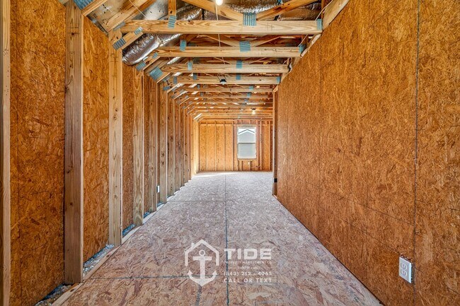 Building Photo - Your Carolina Bay Haven