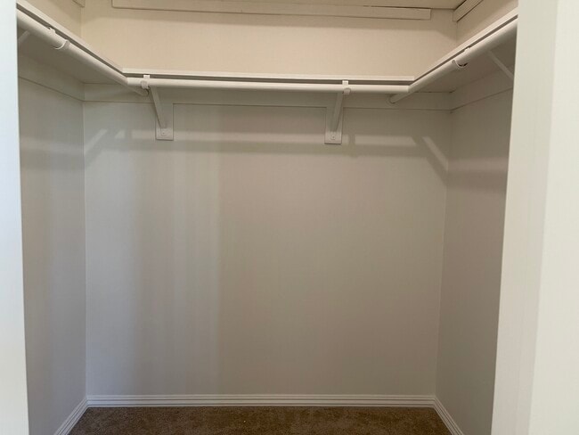 Building Photo - 15507 Caulfield Ave