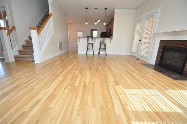 Building Photo - 1164 Trentini Ave